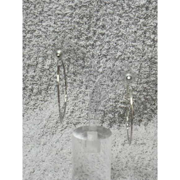 Silpada Sterling Silver Hammered Texture Large Hoop Earrings #63712 - Picture 5 of 8